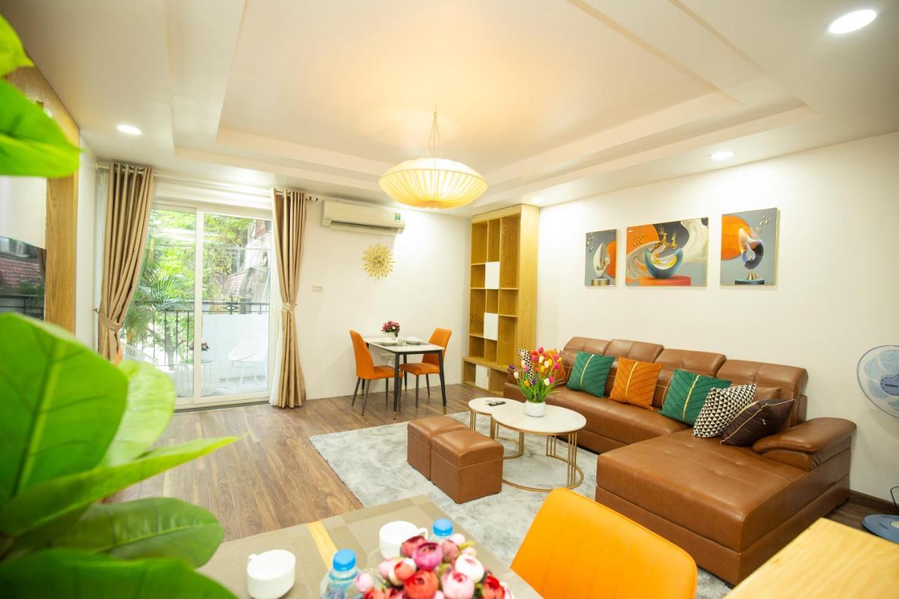 Sumitomo 3 For Japanese At 535 Kim Ma * Hanoi