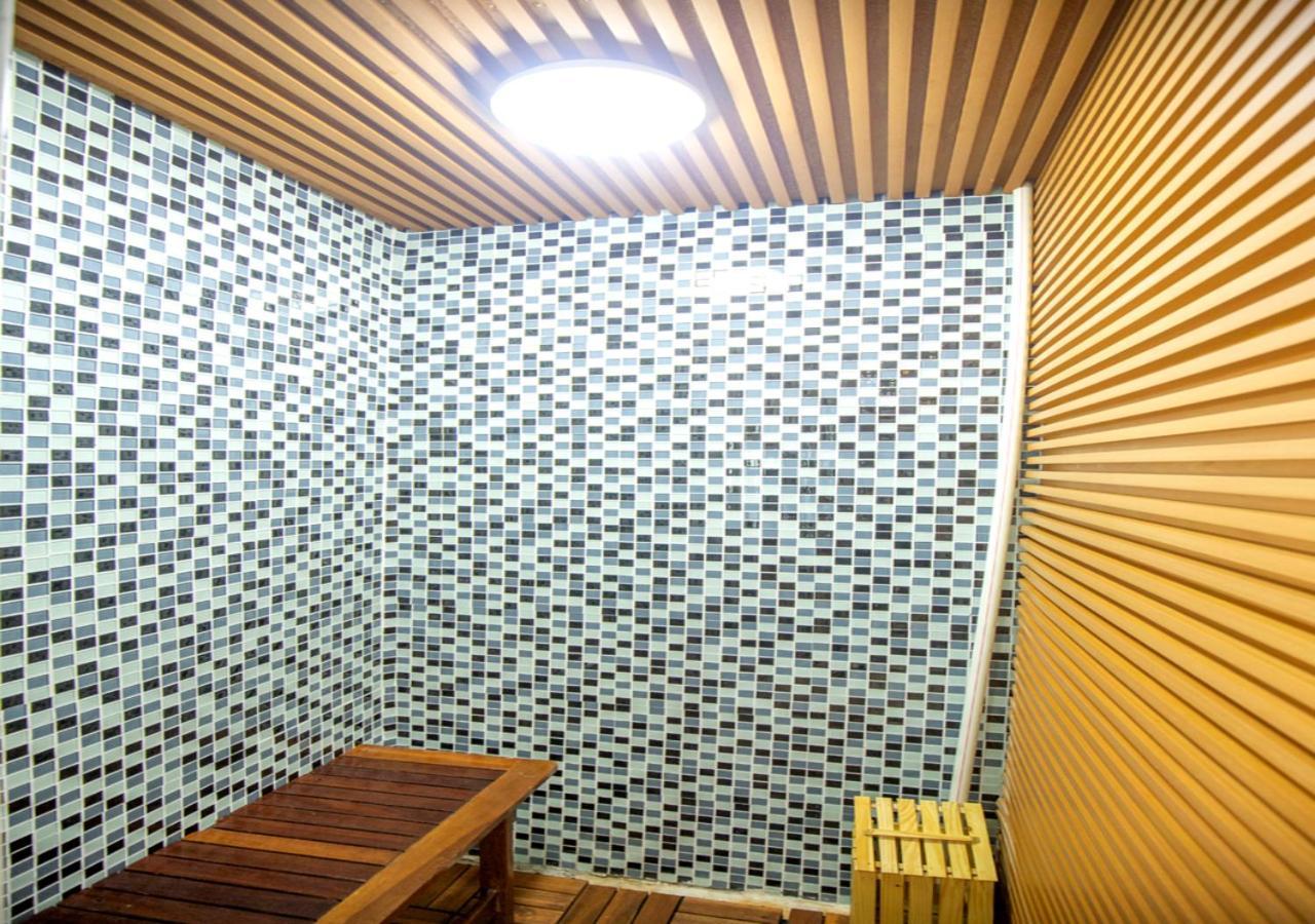 Apartment Sumitomo 3 For Japanese At 535 Kim Ma