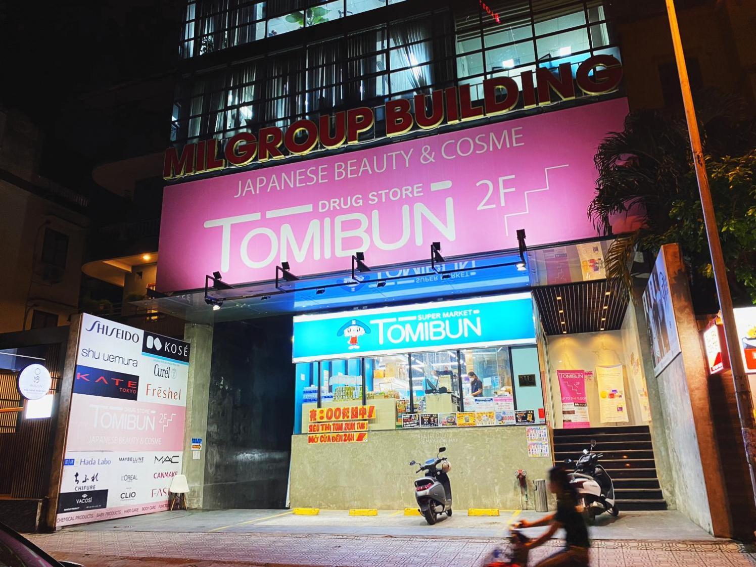 Sumitomo 3 For Japanese At 535 Kim Ma * Hanoi