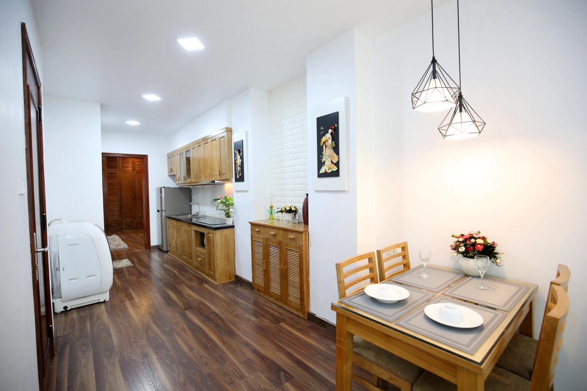 Sumitomo 3 For Japanese At 535 Kim Ma Apartment *